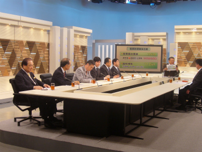 20111106NHK日曜討論.JPG