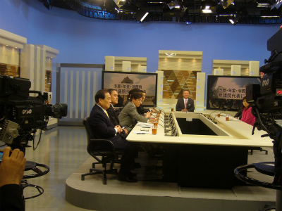 20120318NHK日曜討論.JPG